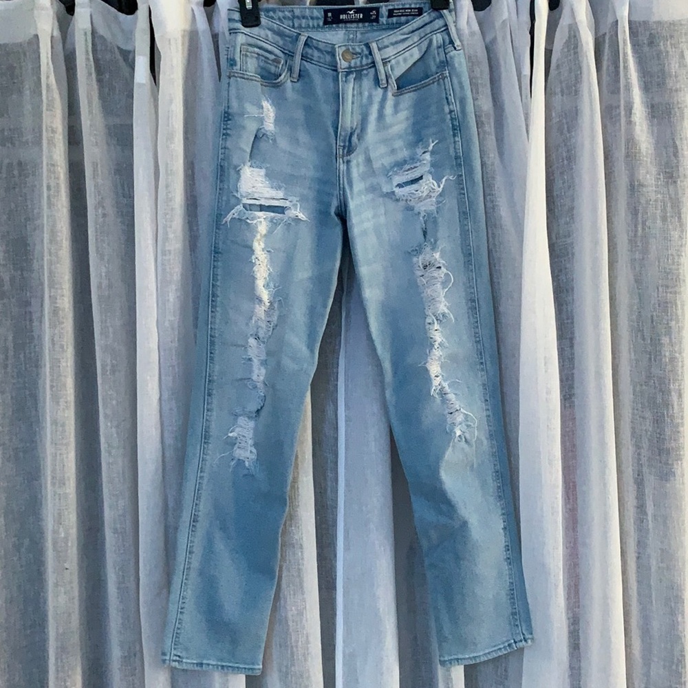 Hollister Mom Jeans